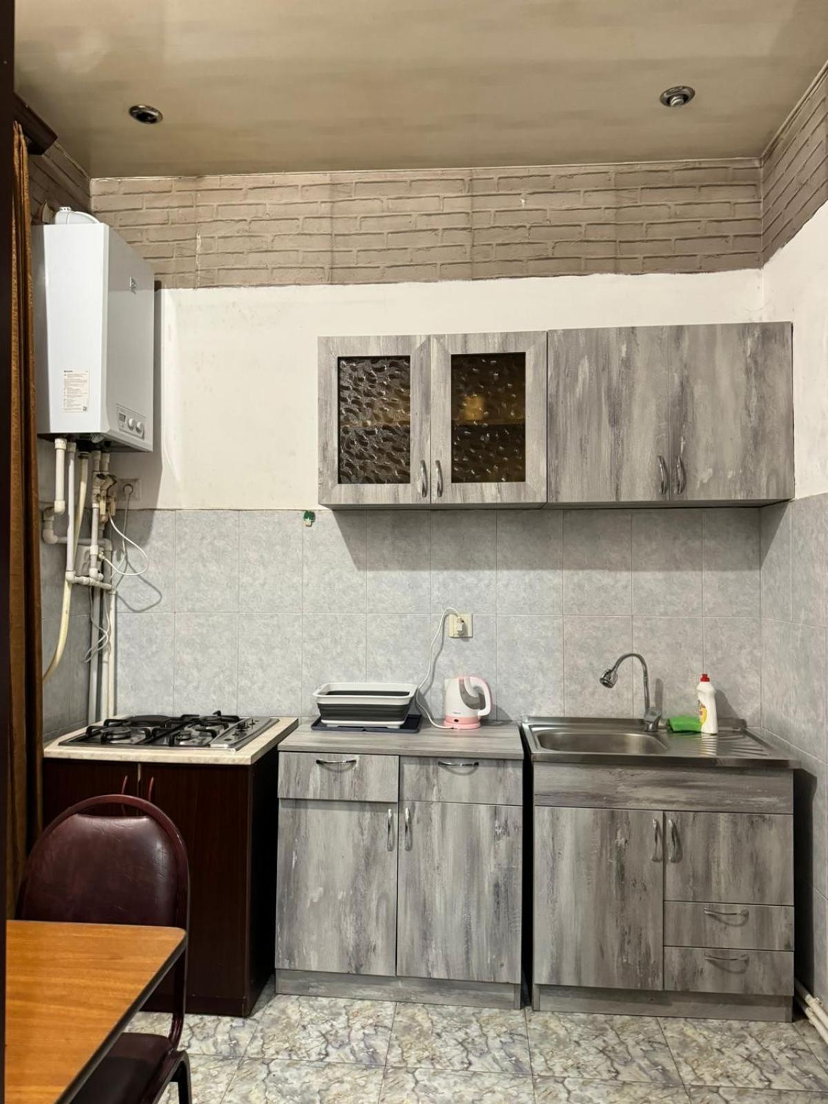 Benene'S Apartments Тбилиси Экстерьер фото