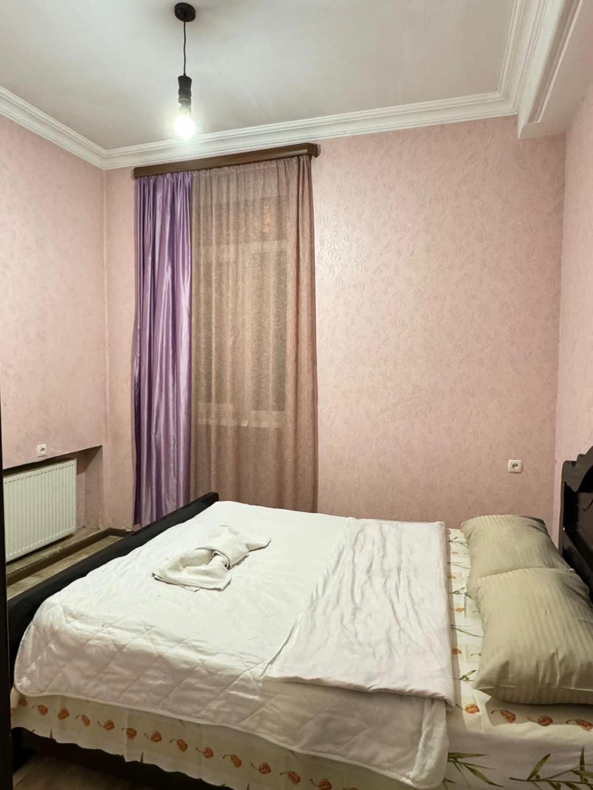 Benene'S Apartments Тбилиси Экстерьер фото
